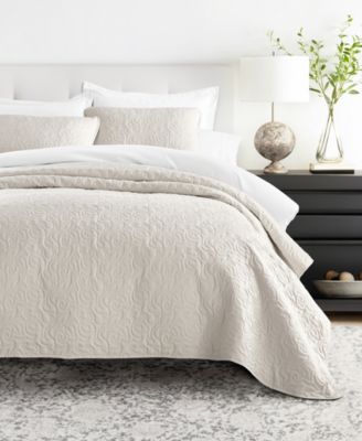 Floral Stitch 3-Pc. Lightweight Quilt Set, Full/Queen