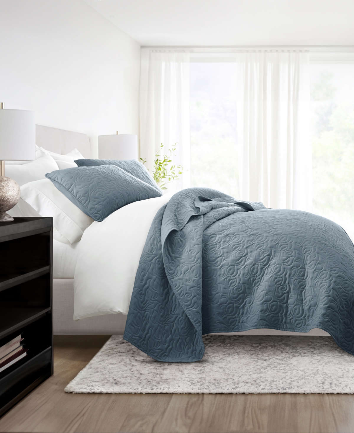 ienjoy Home Floral Stitch 3-Pc. Lightweight Quilt Set