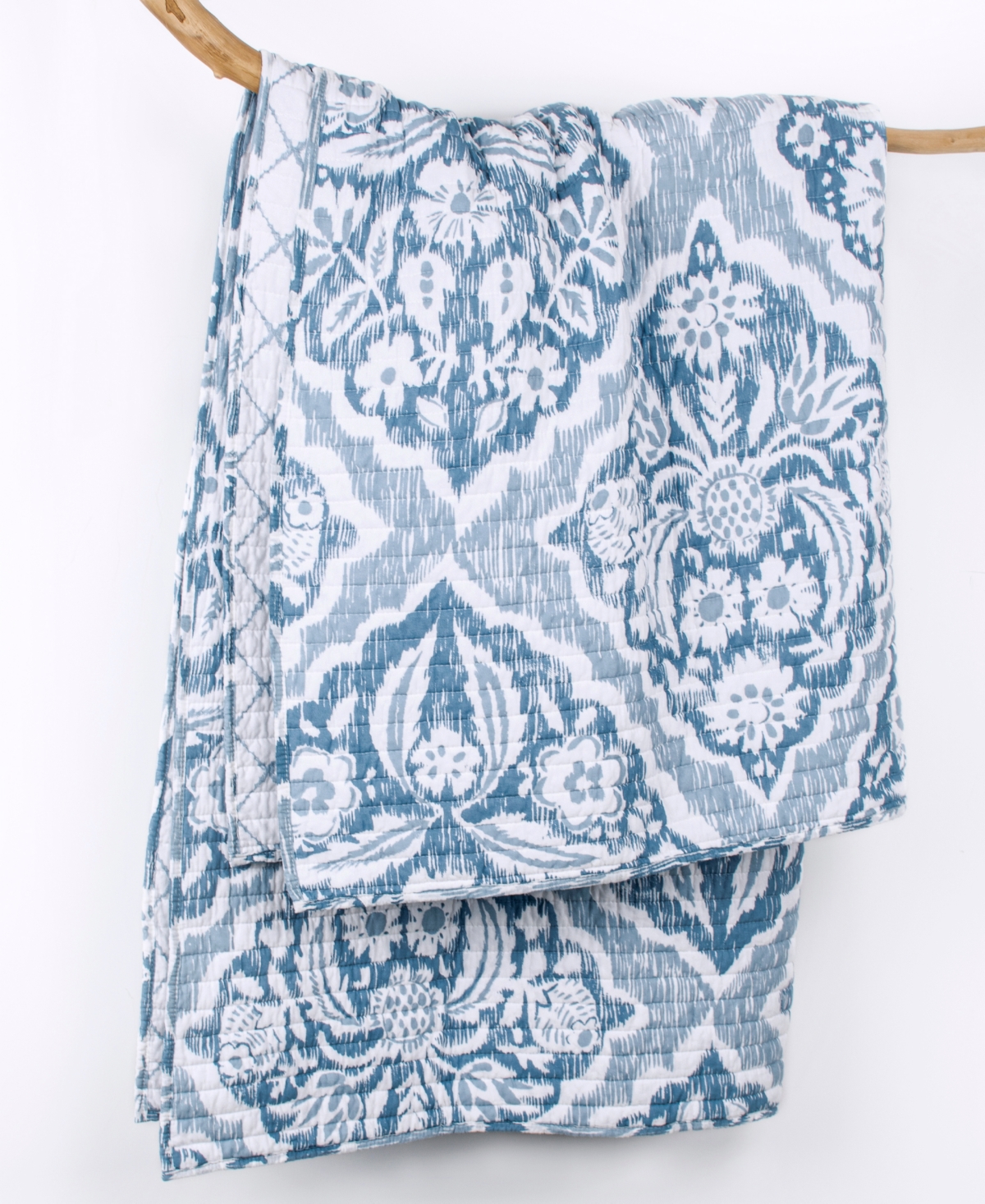 Levtex Becker Reversible Quilted Throw, 50" X 60" In Blue