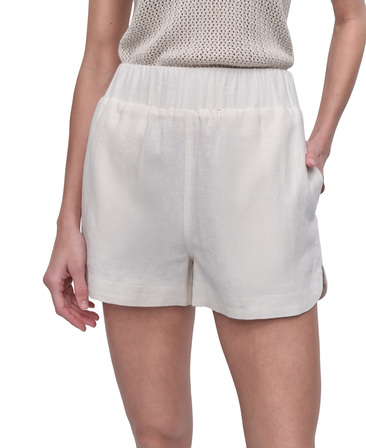 DKNY JEANS WOMEN'S HIGH-RISE DOLPHIN-HEM SHORTS 