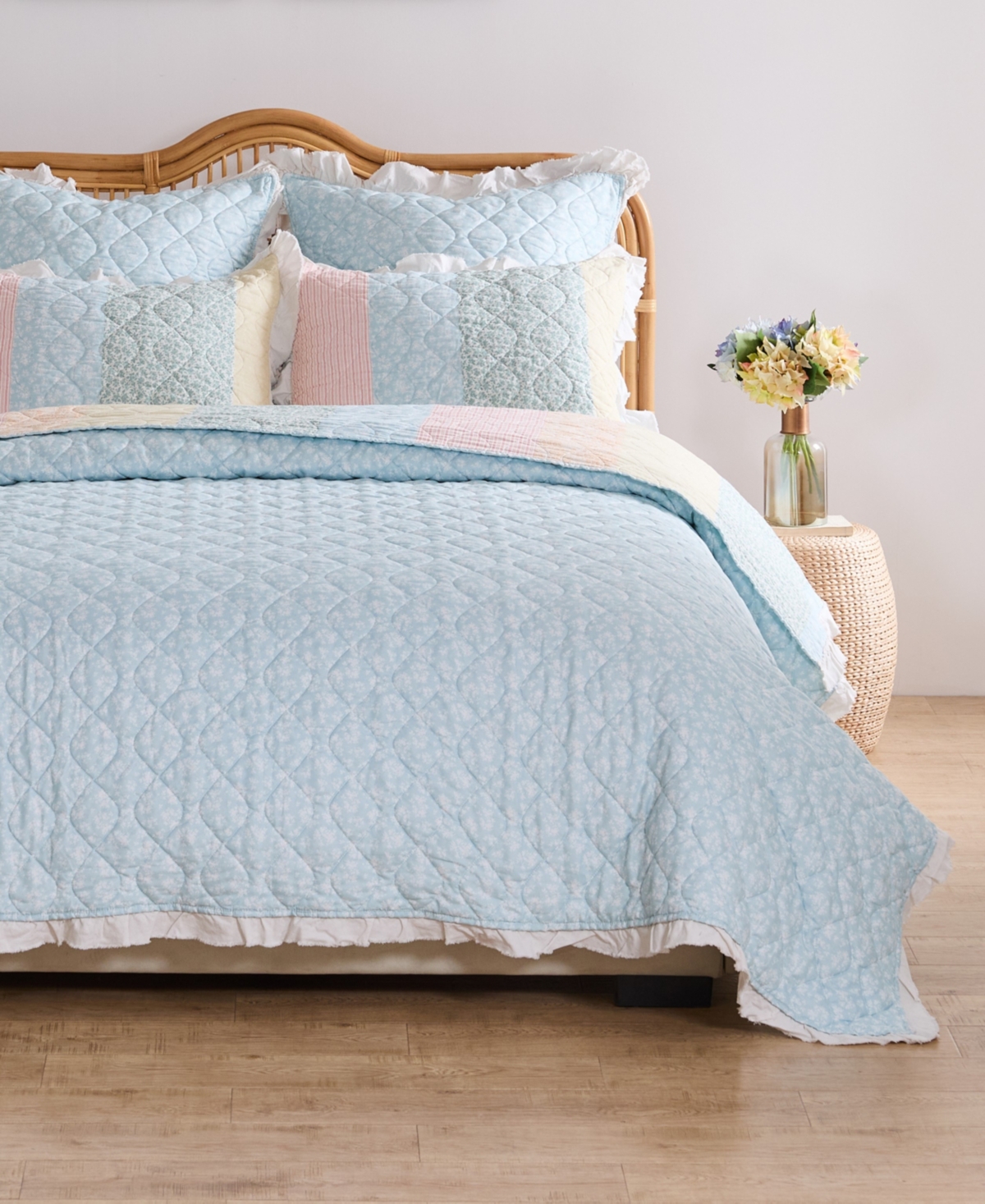 Greenland Home Fashions Ruffled Shabby Chic 3-pc. Quilt Set, King In Pastel