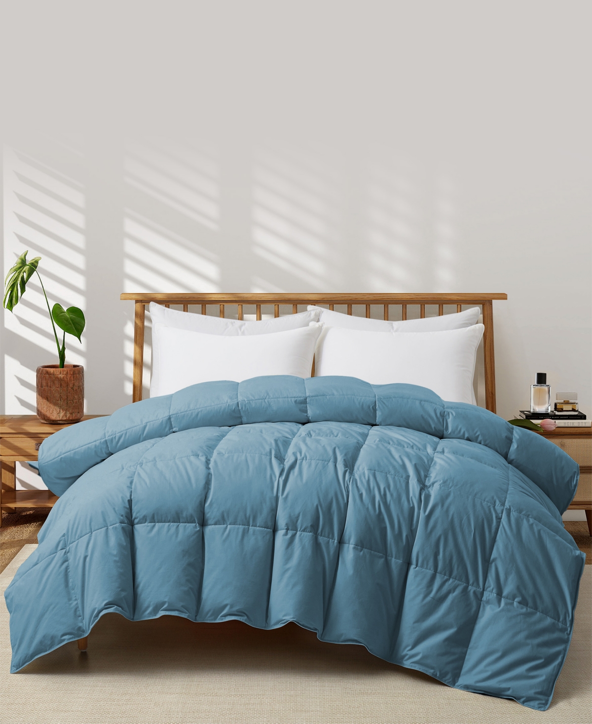 Unikome All Season Goose Down Comforter, King In Blue