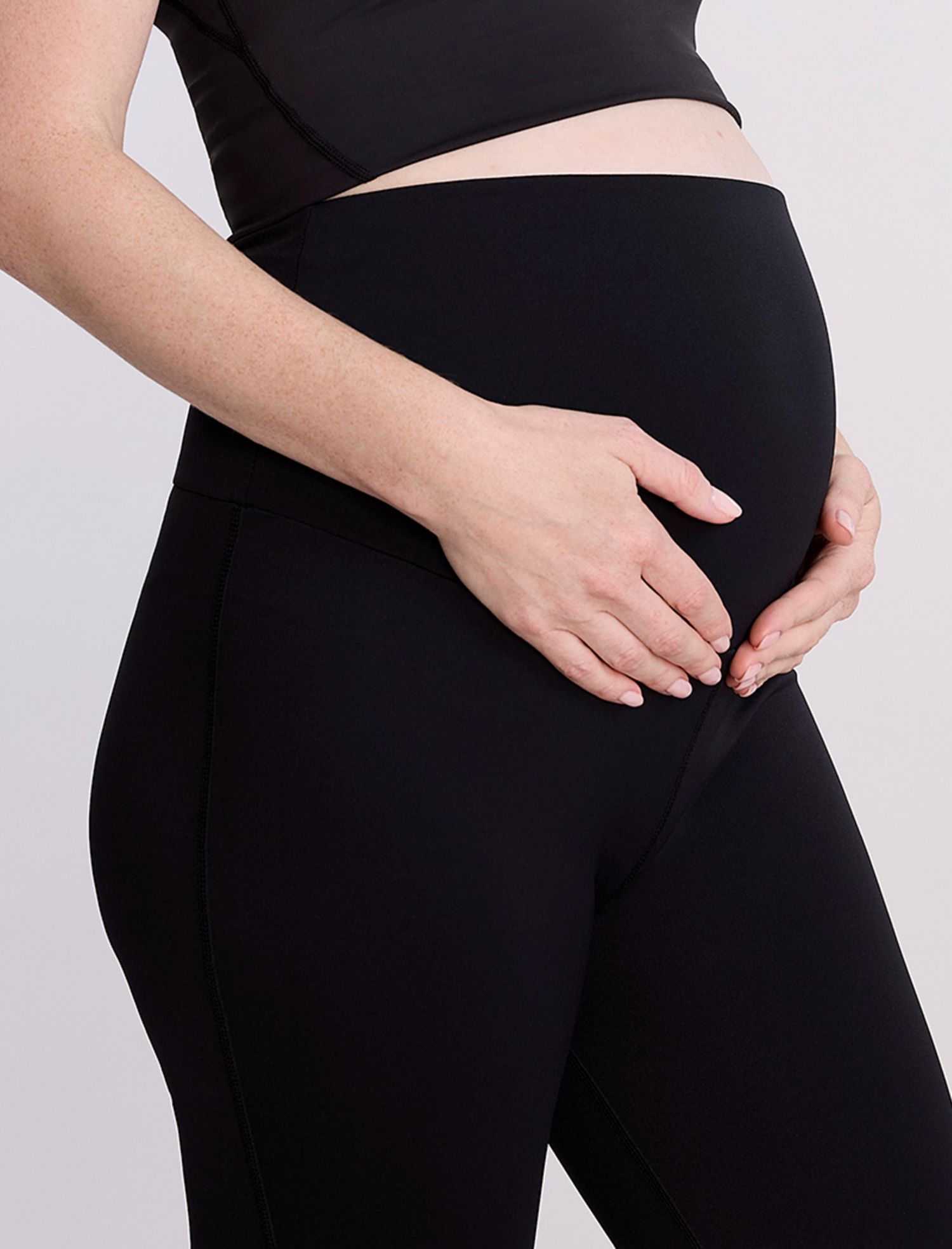 Women's Over the Belly Active Capri Legging - Motherhood