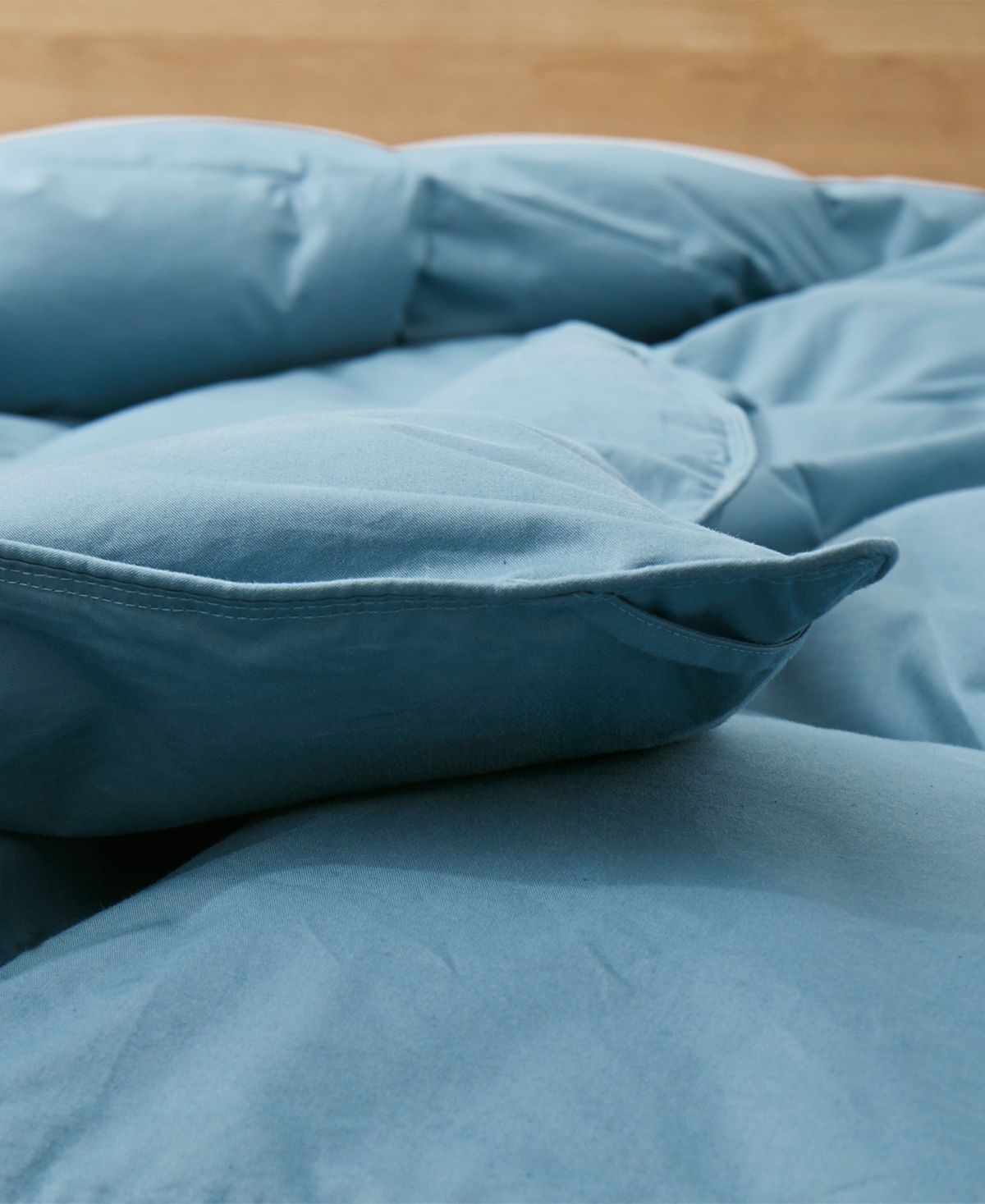 Unikome All Season Goose Down Comforter, California King In Blue