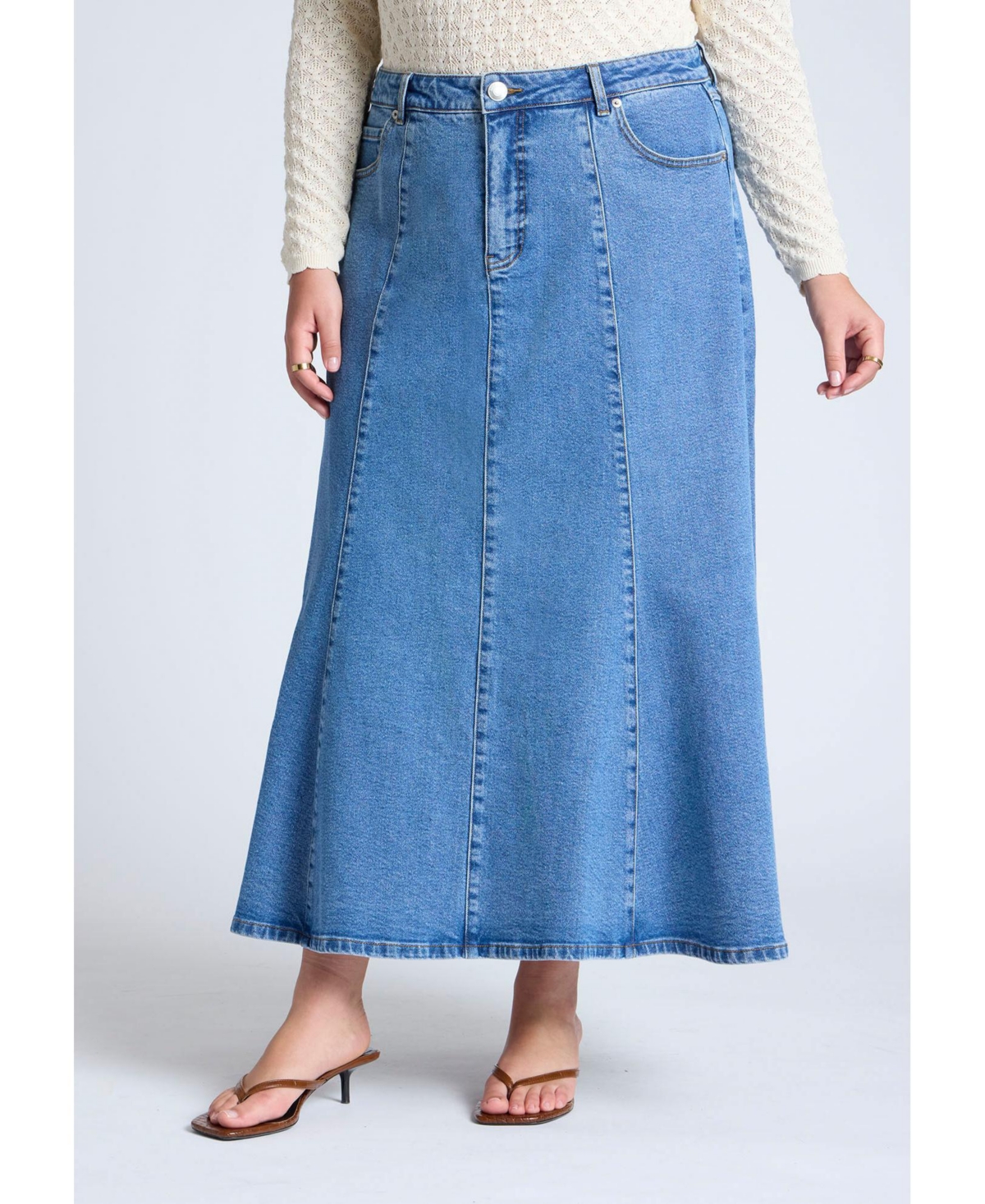 Plus Size Trumpet Denim Maxi Skirt - Medium wash denim