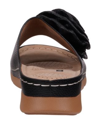 Women's Honey Flower Rosette Flat Sandals