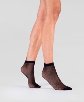 Women's Set of Two Fishnet Socks