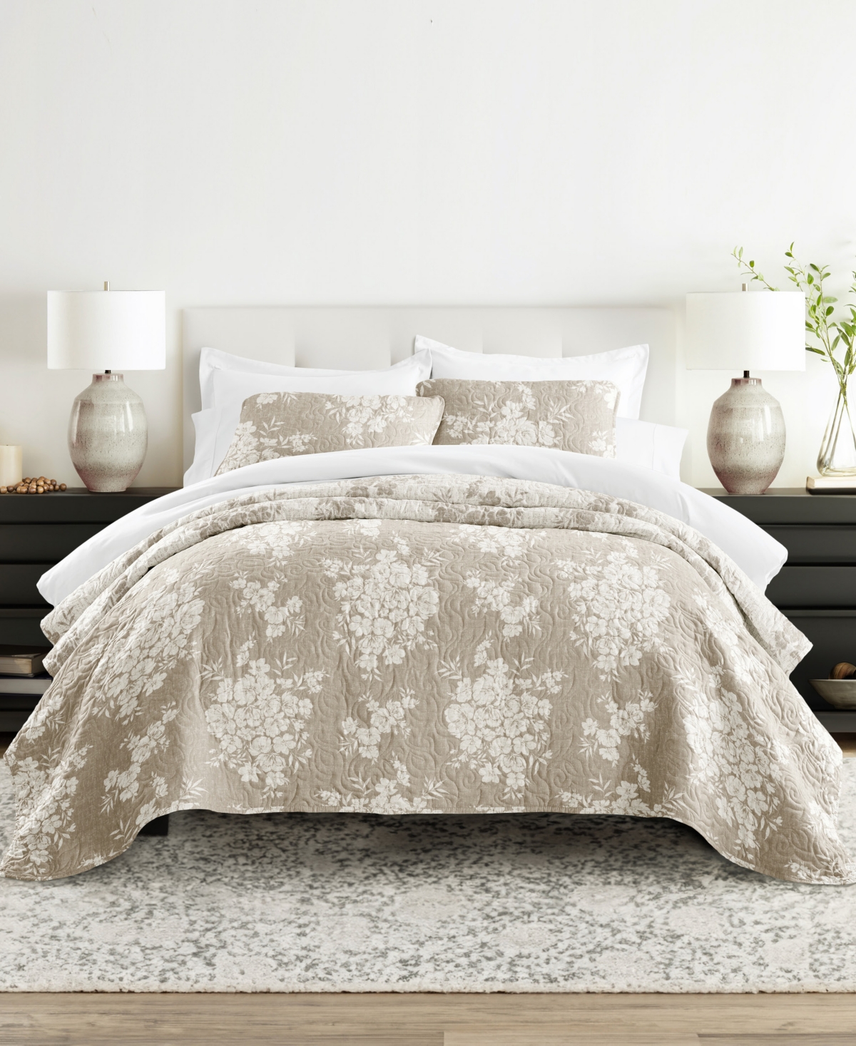 Ienjoy Home Distressed Bouquet Reversible 3-pc. Quilt Set, King/california King