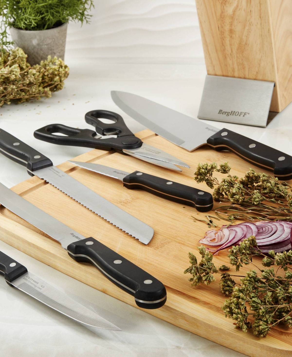 Berghoff Dina Pica 7-piece Knife Block Set In Black