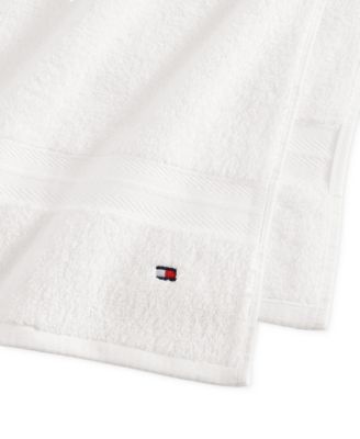 Modern American Solid Cotton Bath Towel, 30" x 54"
