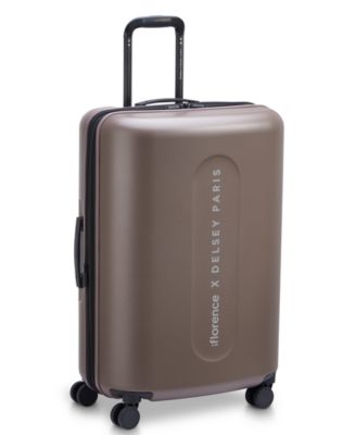 Catch Flights Medium Check-in Spinner