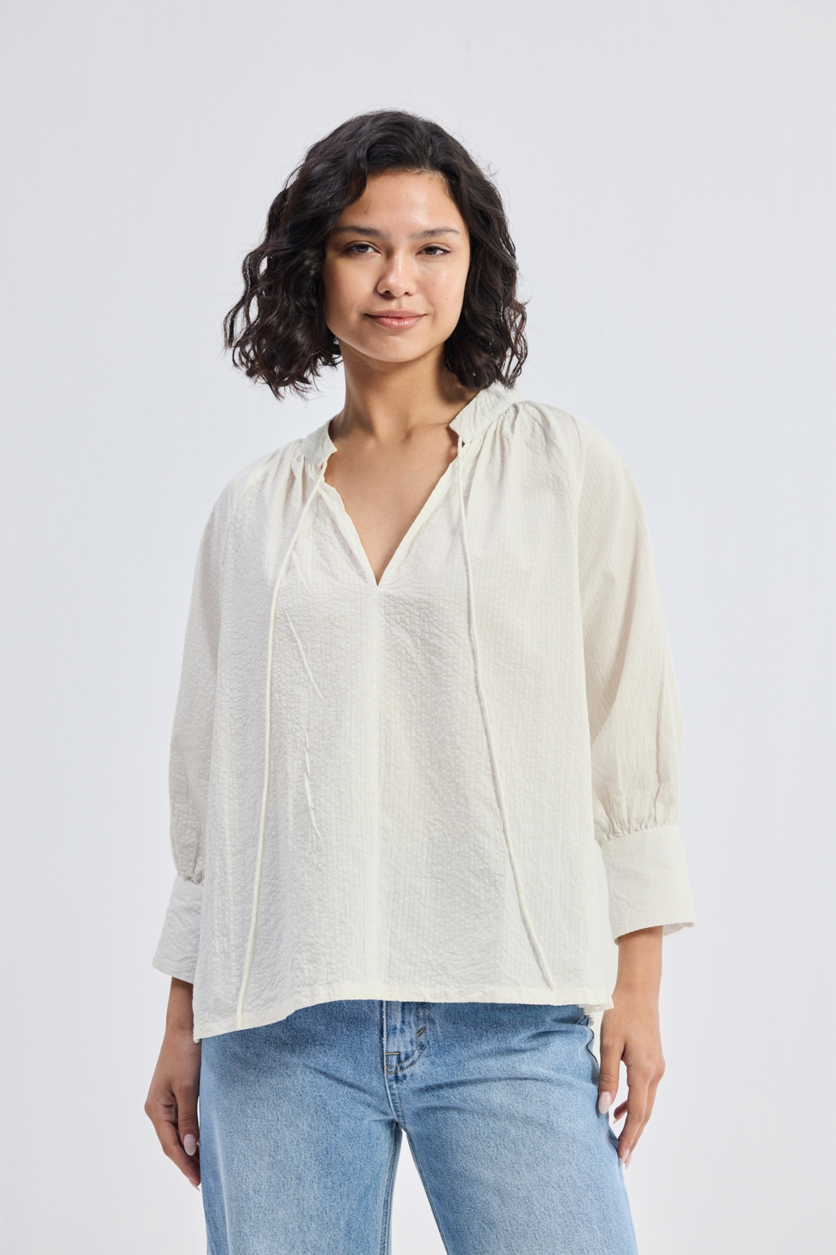 Women's Relaxed Fit Top with Front-tie in Cream - Striped horizon