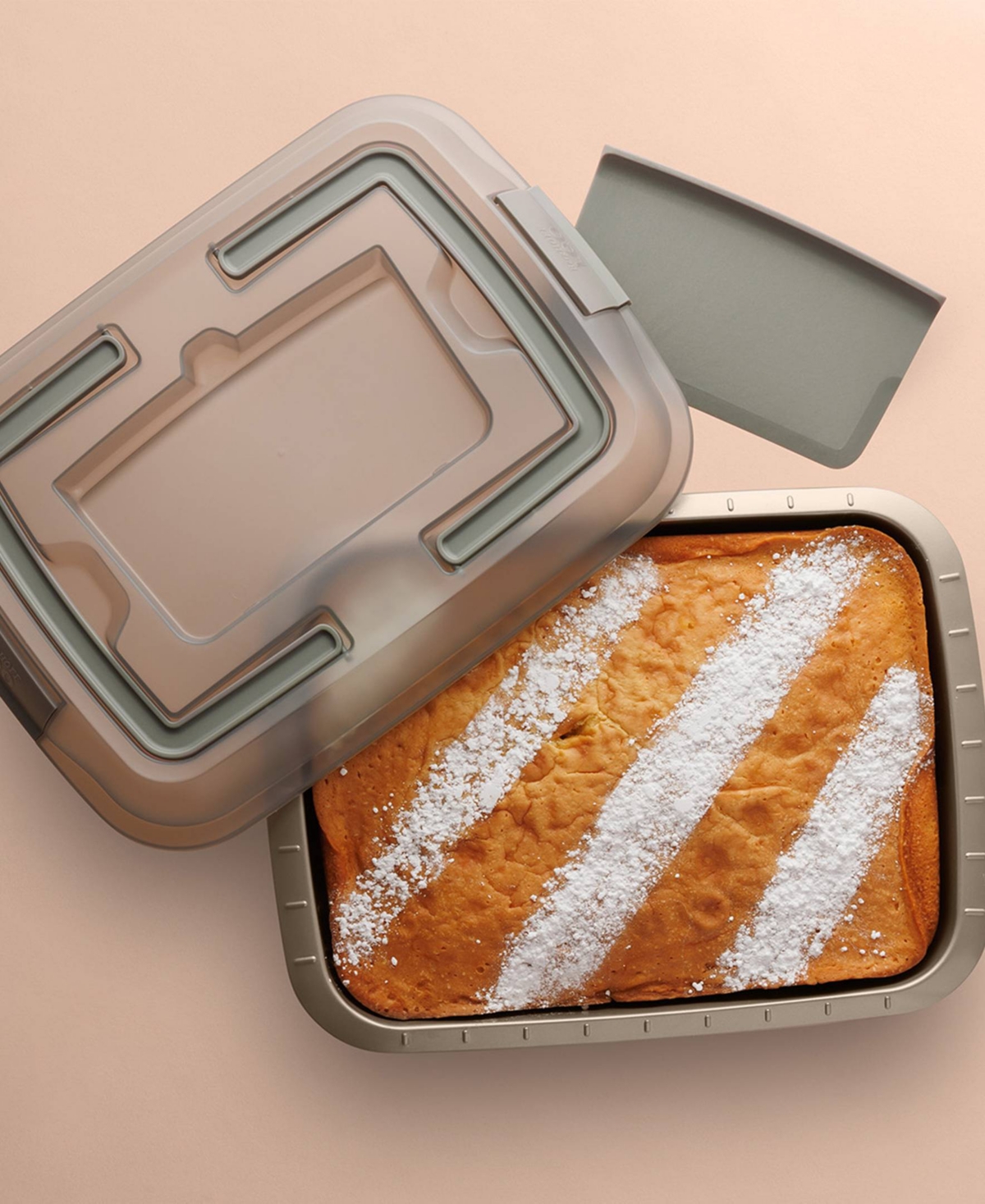 Berghoff Balance Nonstick Carbon Steel 15" Covered Cake Pan Set In Green