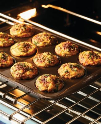 Symmetry Nonstick Chocolate Brown 12-Cup Muffin Pan