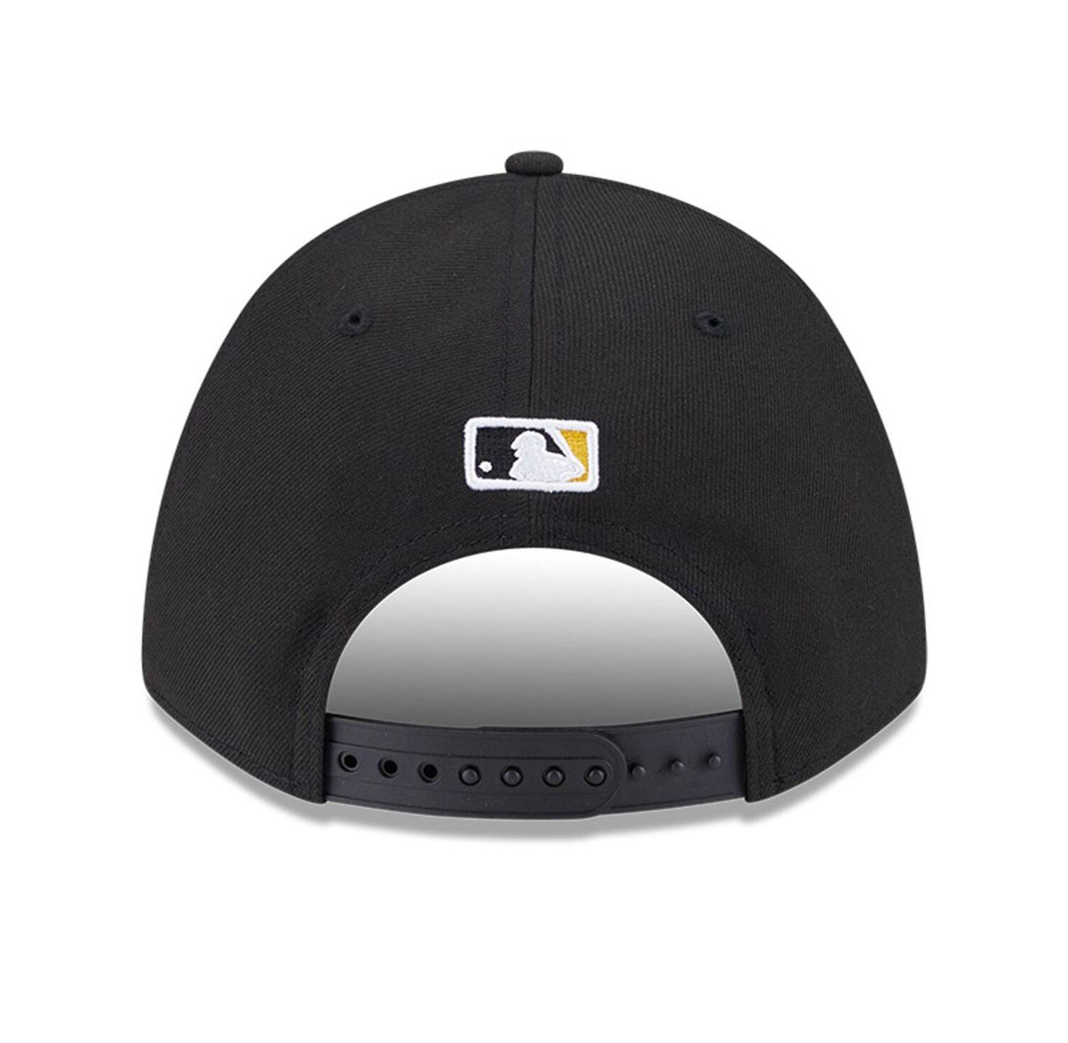 Men's Black Pittsburgh Pirates Player Replica 9FORTY Adjustable Hat
