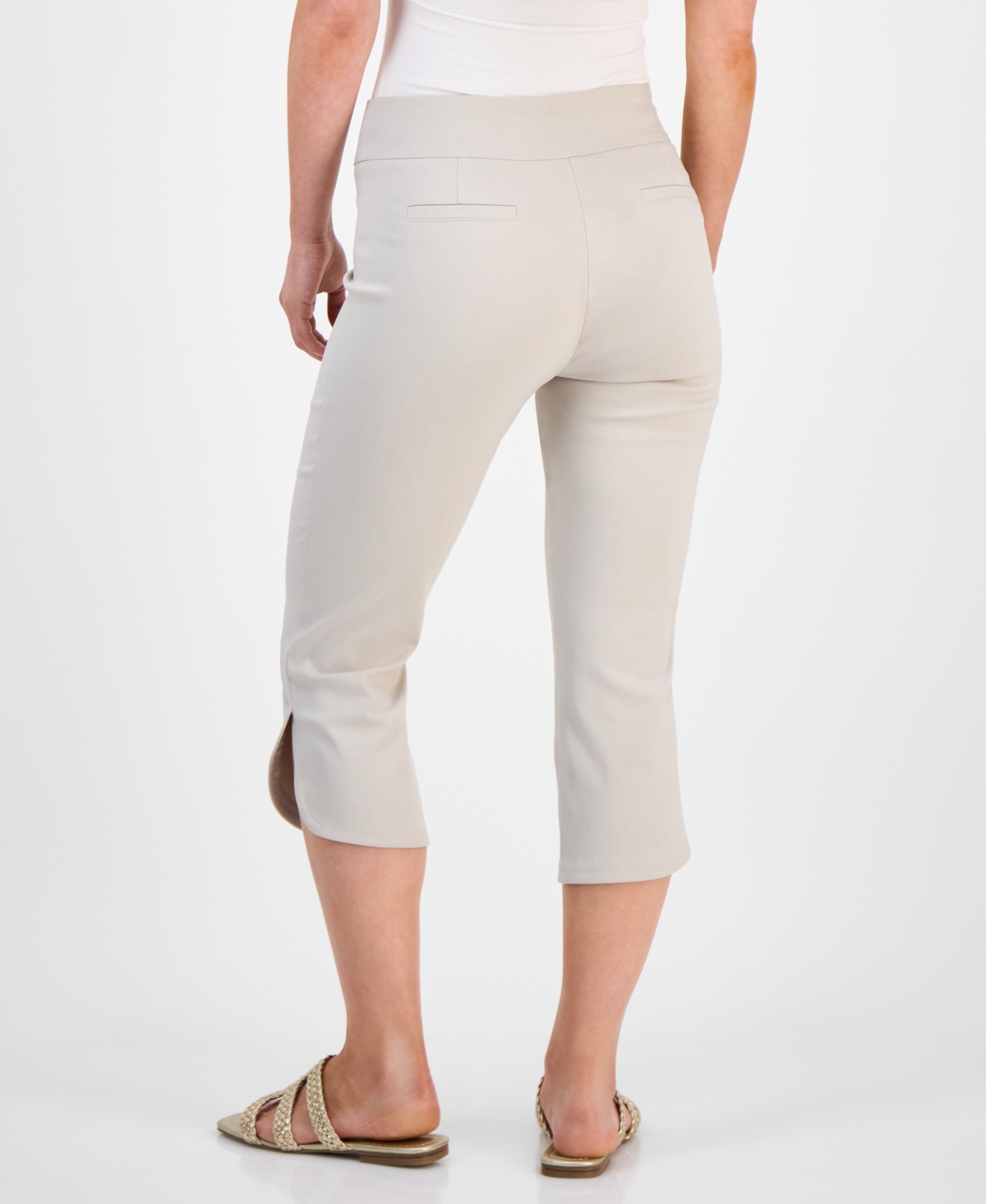 JM COLLECTION PETITE SPLIT-HEM PULL-ON CAPRI PANTS, EXCLUSIVELY AT MACY'S 