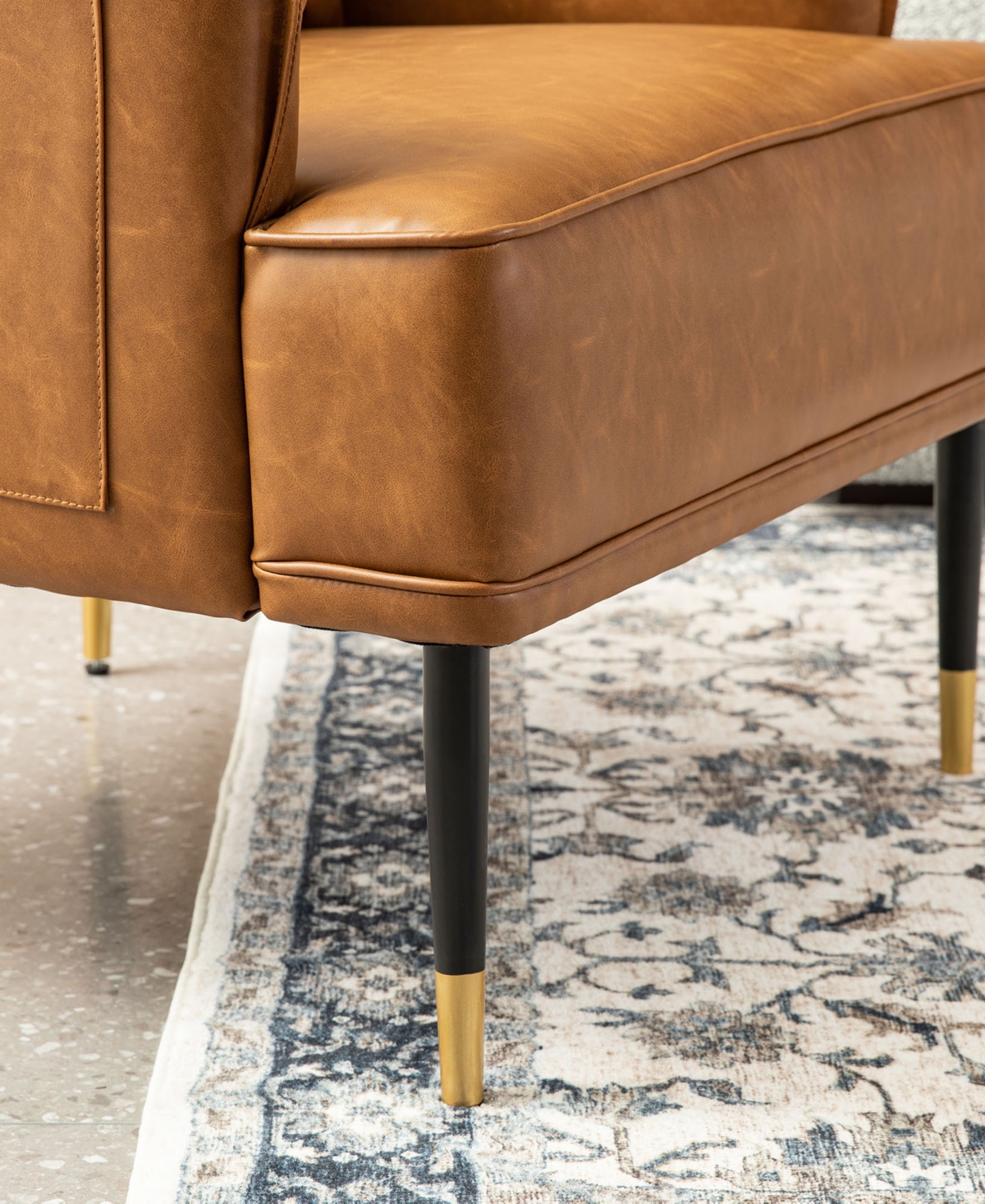 Glitzhome 32" Leatherette Mid-century Modern Armchair In Camel