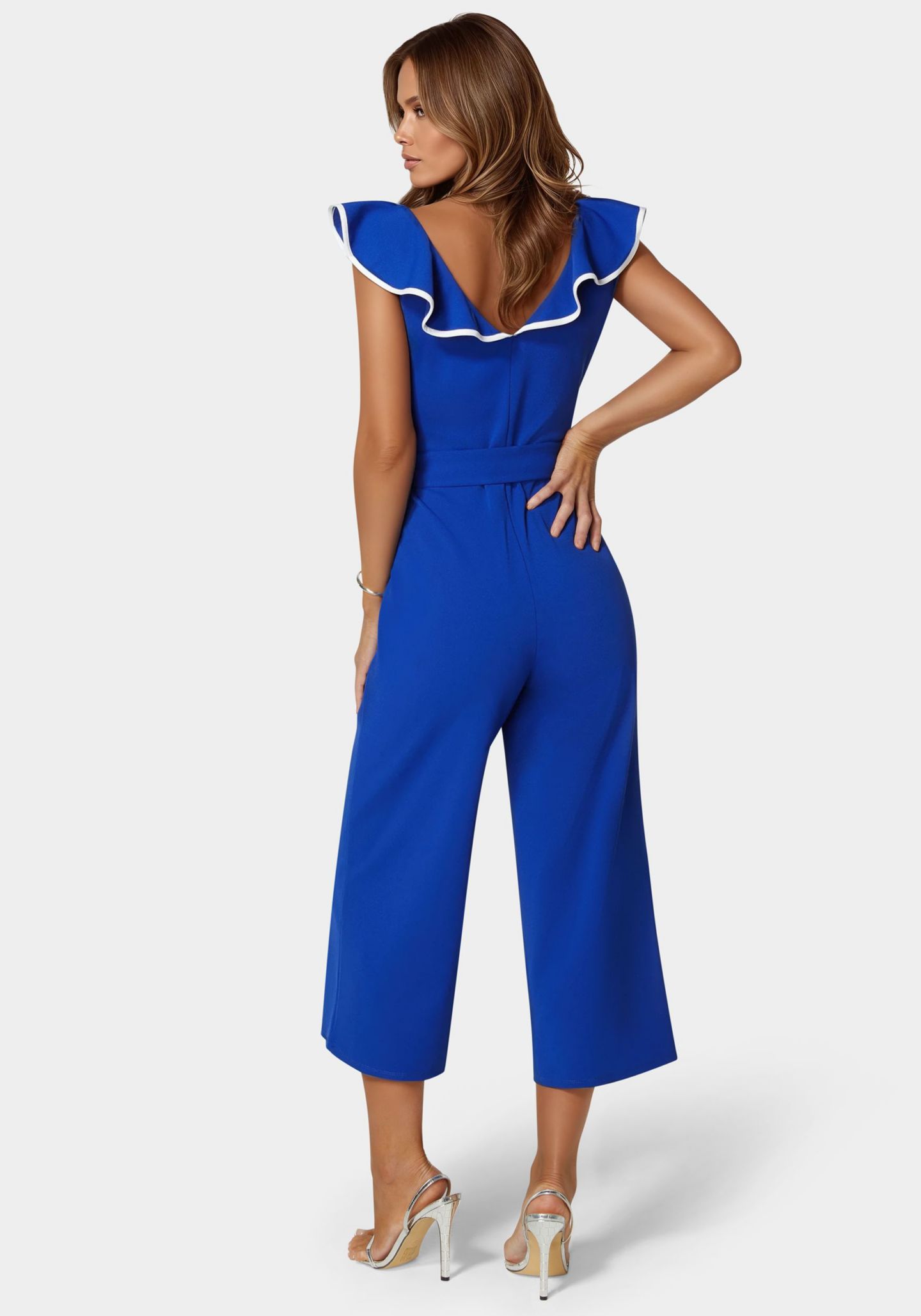 Женский комбинезон Bebe Scuba Crepe Ruffle V-Neck Jumpsuit, цвет: Королевский синий — фото 2