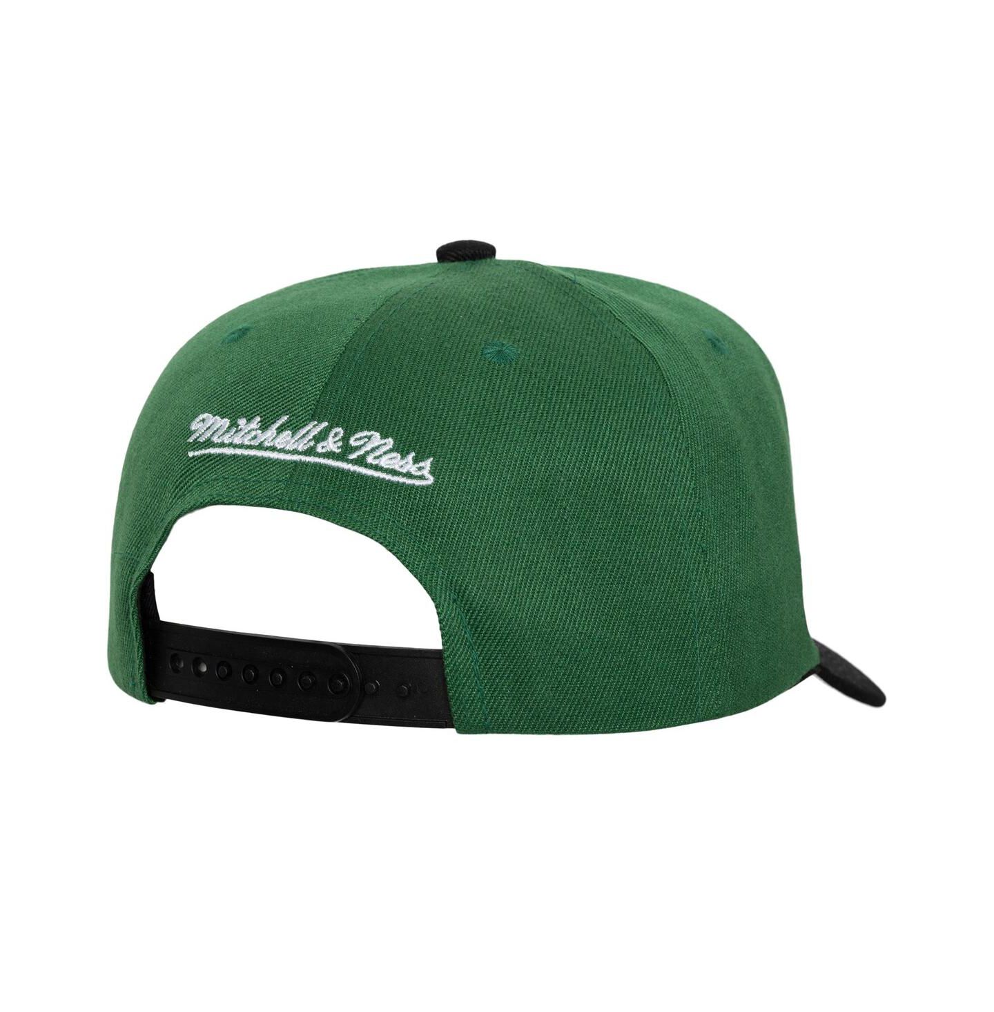 Мужская кепка Mitchell & Ness Kelly Green/Black Boston Celtics Under Arch Two-Tone Pro Crown Snapback Hat — фото 3