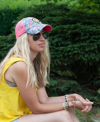 Women's Adjustable Snap Back Smiley Face Trucker Hat