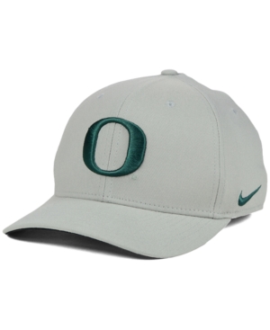 Nike Oregon Ducks Classic Swoosh Cap