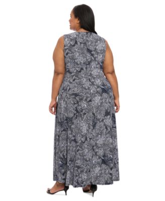 Plus Size Keyhole-Neck Sleeveless Maxi Dress
