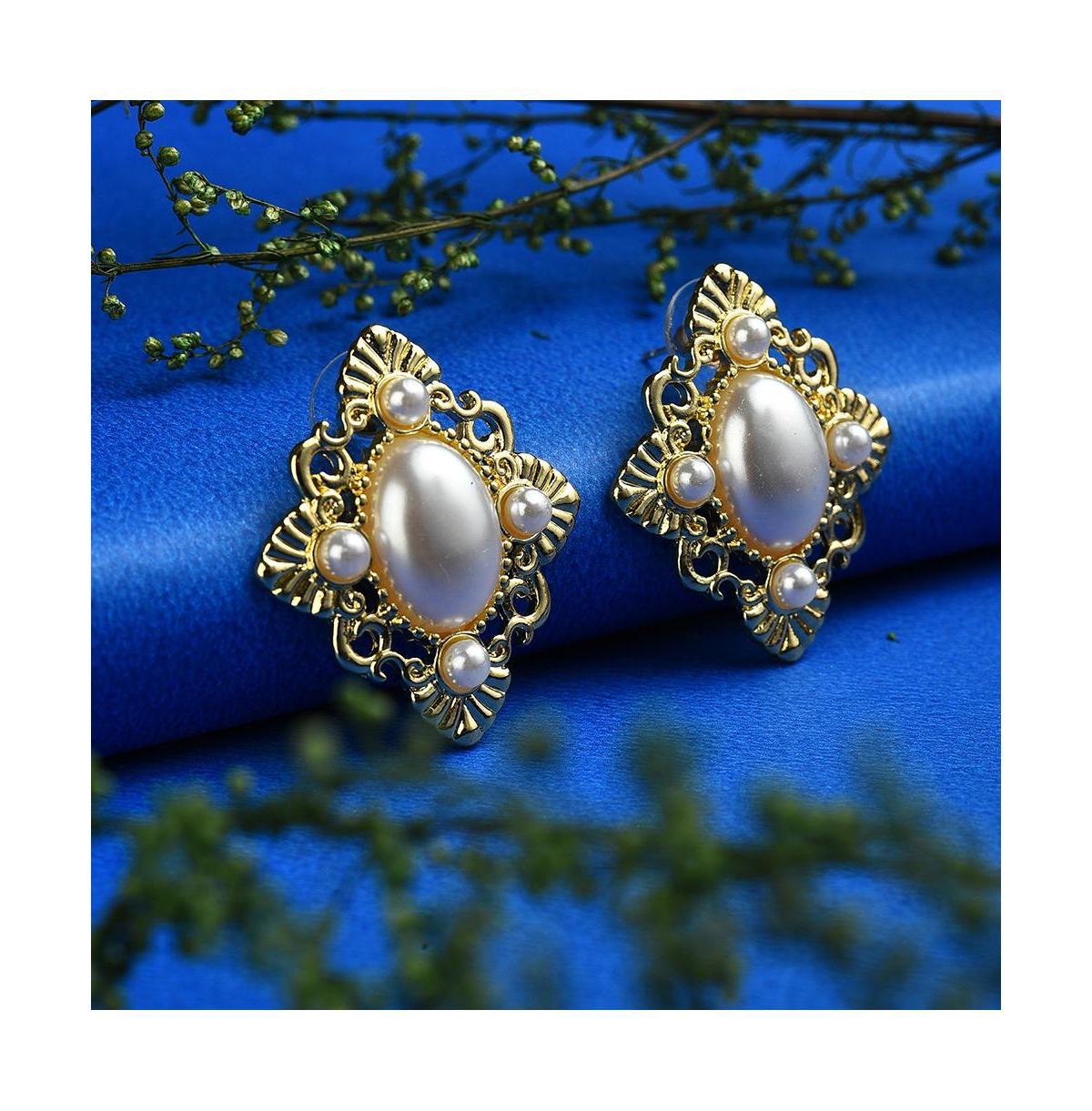 Sohi Gold Color Gold Plated Pearl Beaded Earring For Women's In White