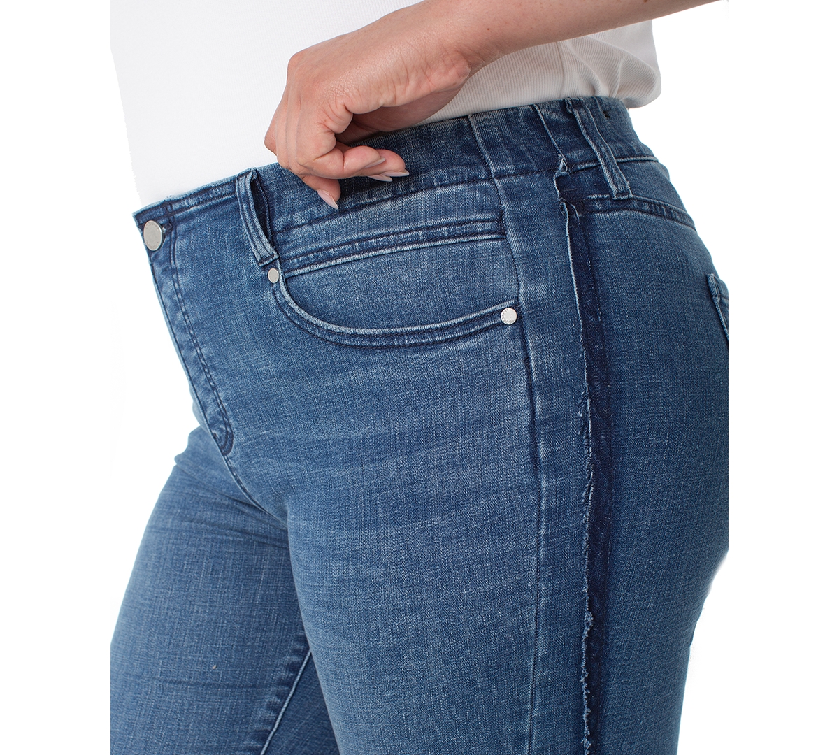 Shop Liverpool Los Angeles Plus Size Gia Glider Frayed-hem Cropped Flare Jeans