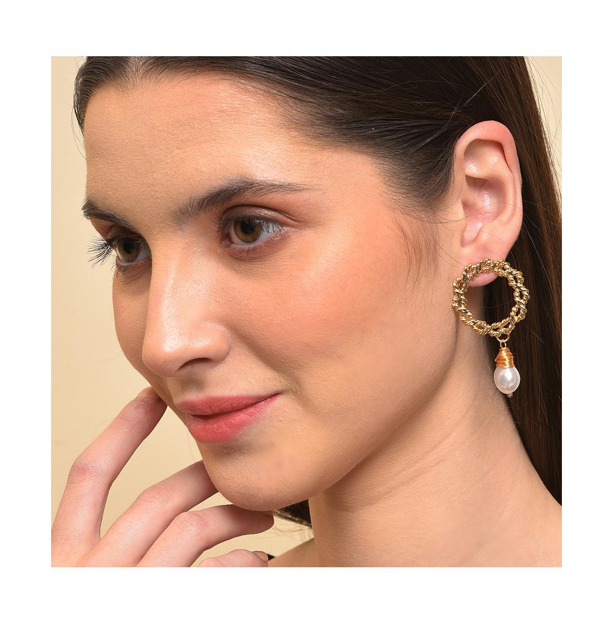 Sohi Women's Santorini Drop Earrings In White