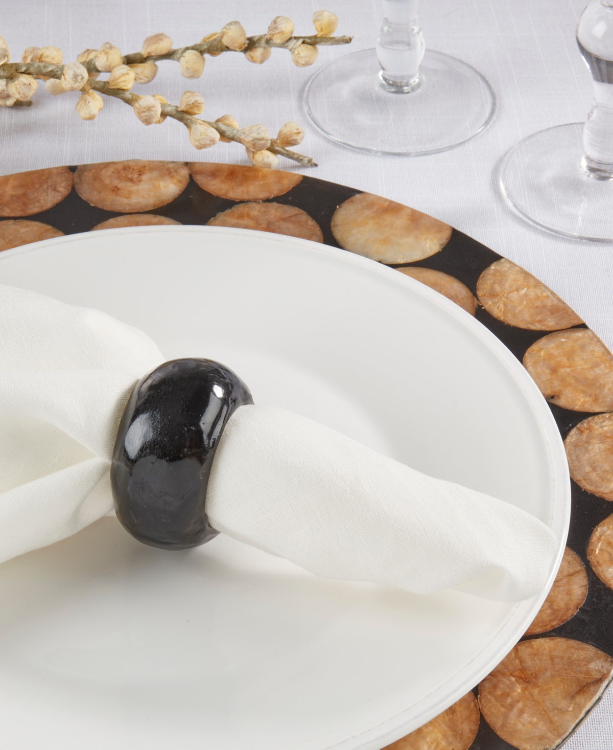 Saro Lifestyle Textured Capiz Napkin Rings, Set Of 4 In Black