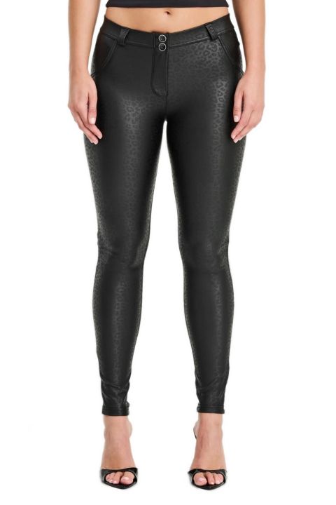 Женские брюки Freddy Panther Faux Leather Mid-Rise Sculpting, цвет: Чёрный