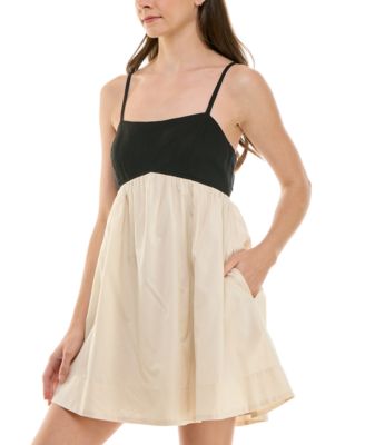 Juniors' Emma Colorblocked Babydoll Dress