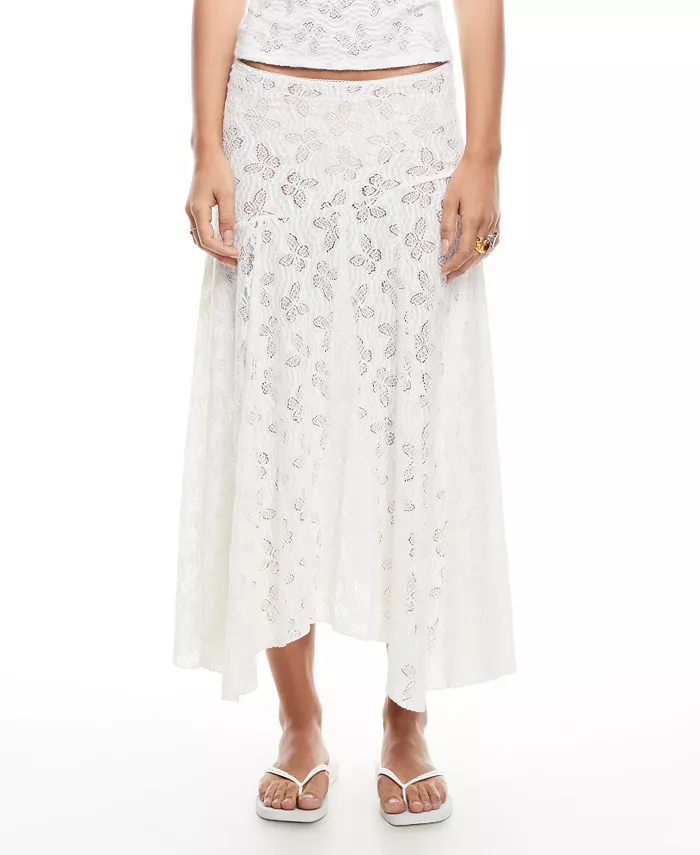 https://slimages.macysassets.com/is/image/MCY/products/4/optimized/32427514_fpx.tif?op_sharpen=1&wid=700&fit=fit,1&fmt=webp