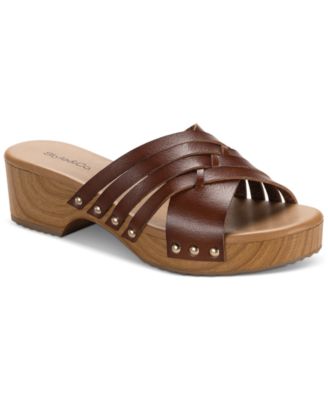 Macy's - Women's Darynn Clog Sandals