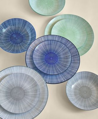 Laura Dinnerware Collection