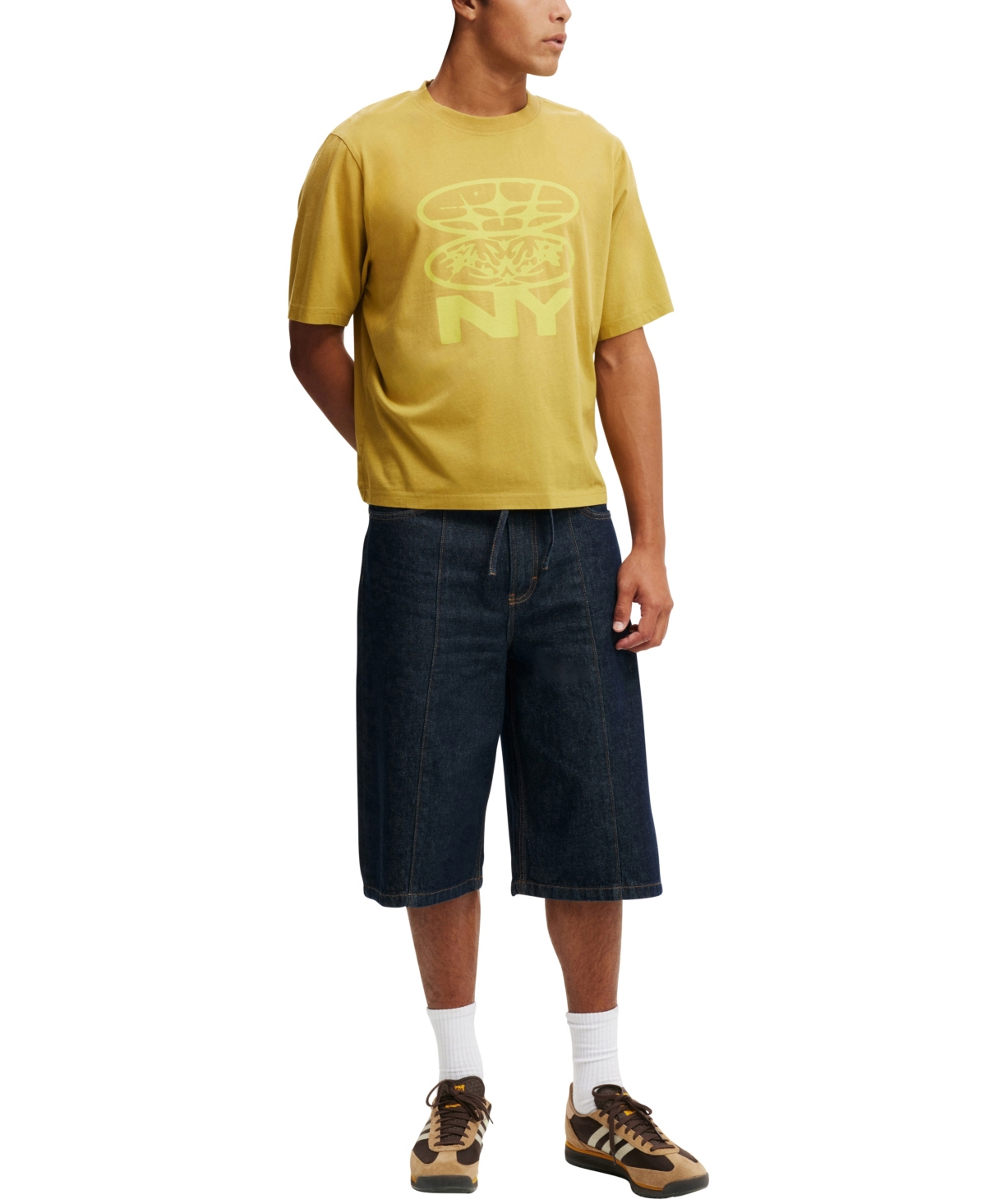 COTTON ON MEN'S CROPPED FIT GRAPHIC T-SHIRT 