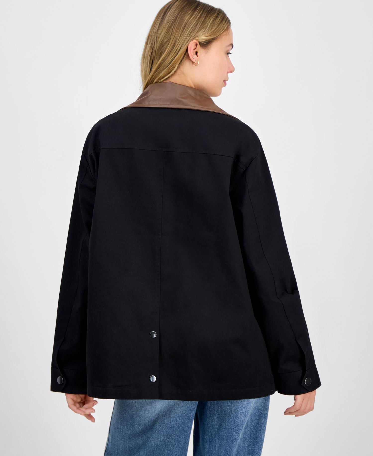 Juniors' Contrast-Collar Snap-Front Barn Jacket