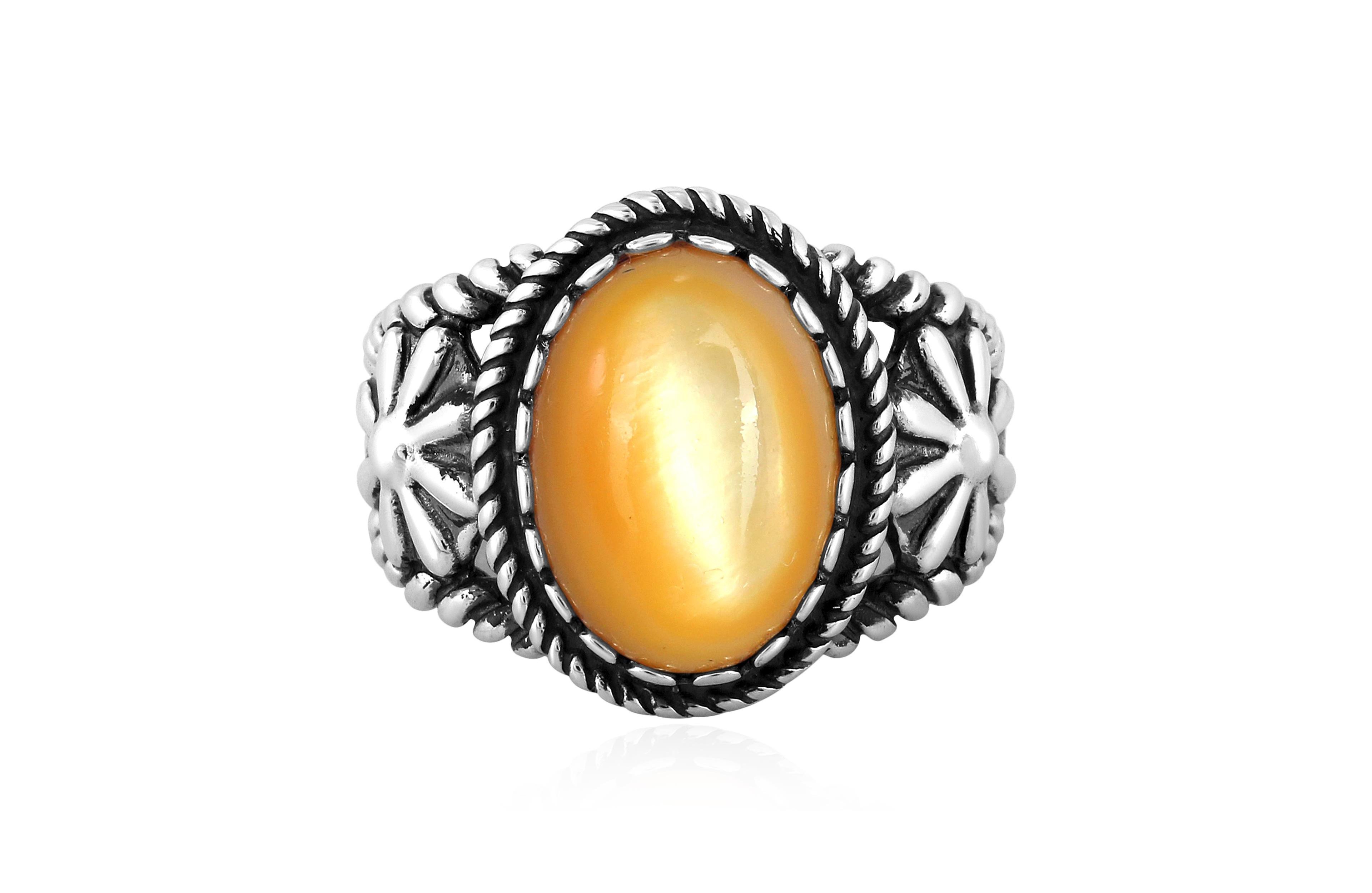Sterling Silver Yellow Mother of Pearl Concha Flower Ring, 11