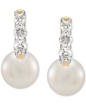 Cultured Freshwater Pearl (7-1/2mm) & Lab Grown Diamond (3/8 ct. t.w.) Small Hoop Earrings in 14k Gold