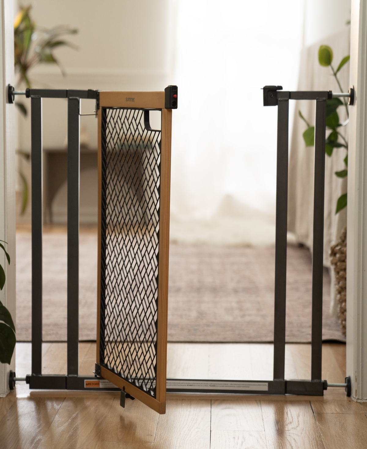 Ingenuity Baby The Doorway 36s Series Baby And Dog Gate