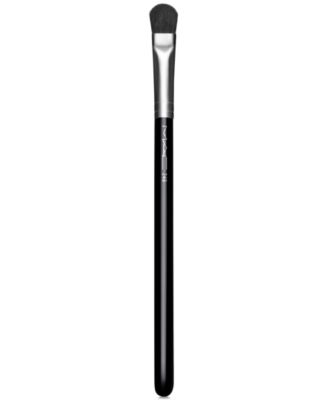 MAC - Dark Desires 246 Synthetic Fluffy Eye Brush