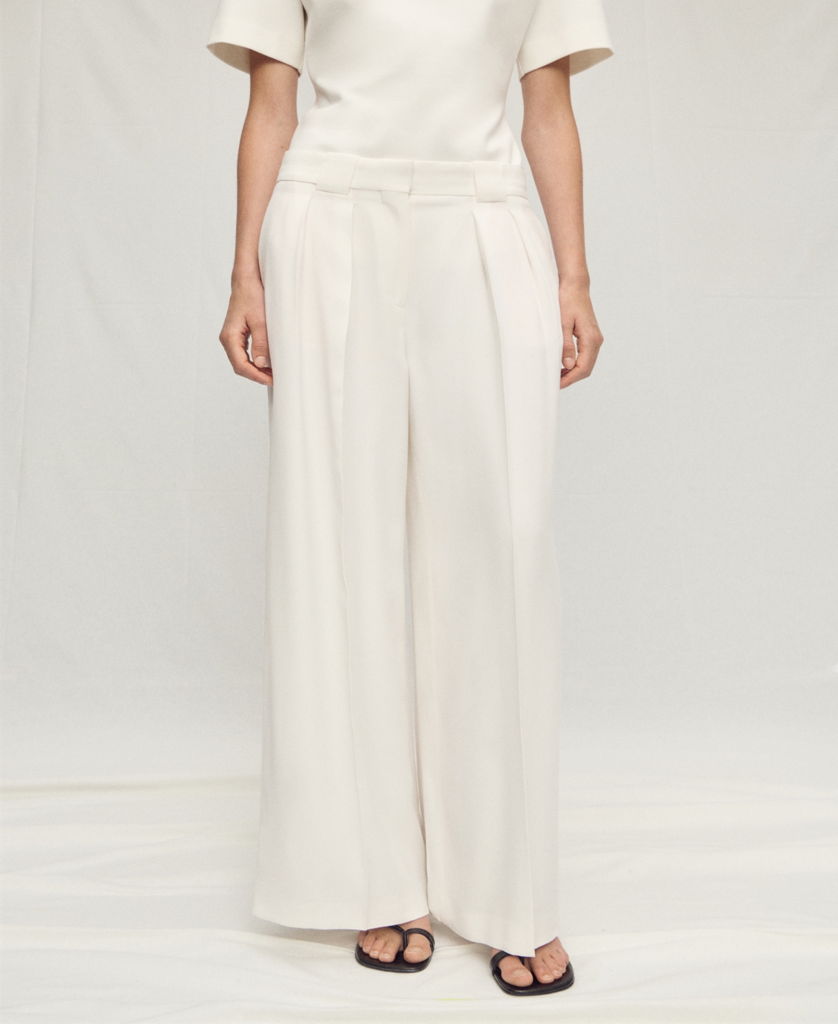 Women's Pleated Lyocell Suit Pants - Off White