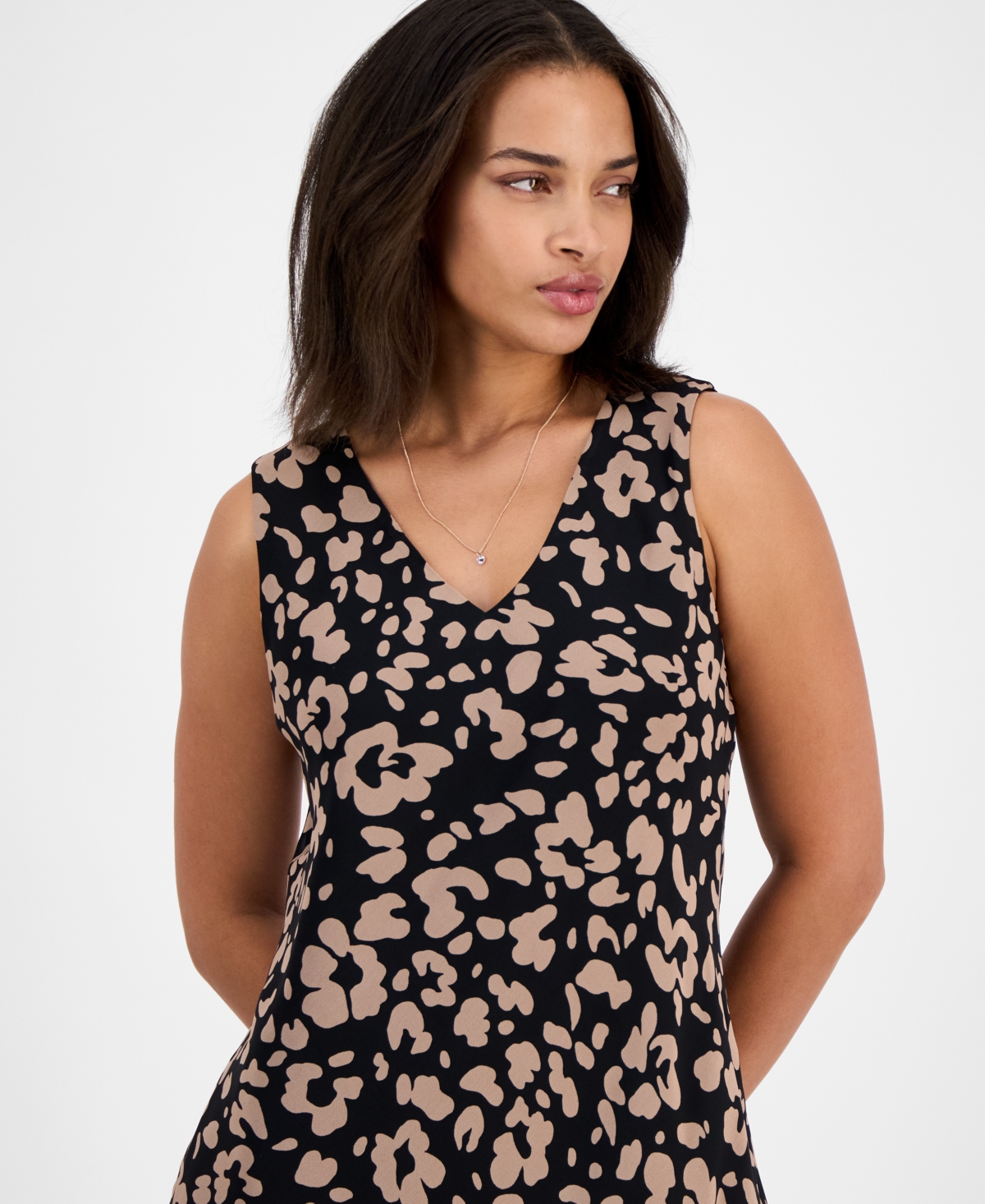 Robbie Bee Petite Animal-print V-neck Sleeveless Dress In Brown