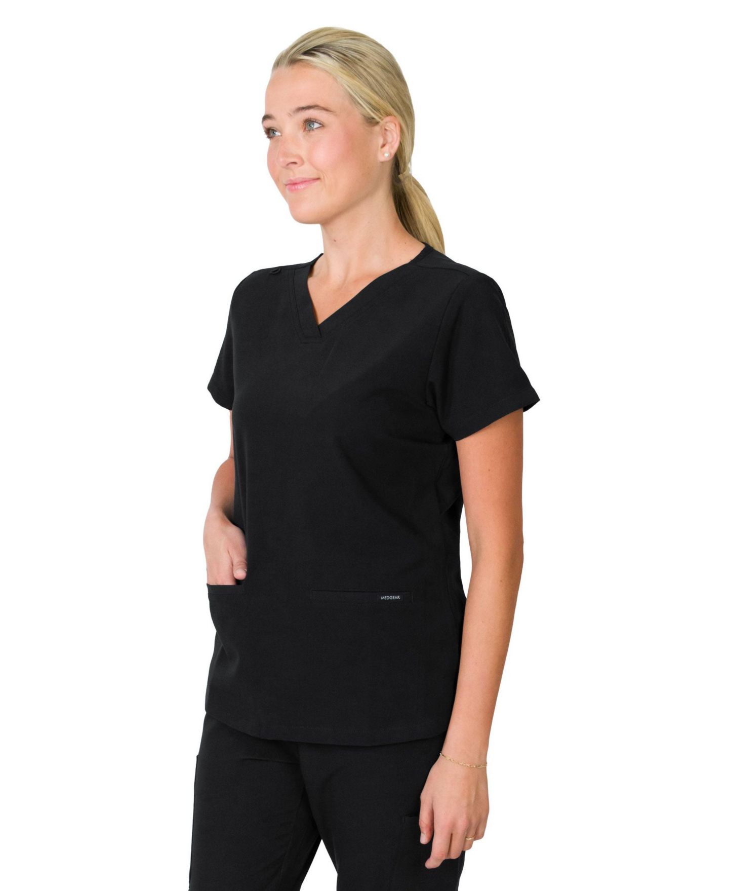 Женский топ Medgear Sofia Slim Scrubs with 3 Pockets, цвет: Чёрный — фото 1