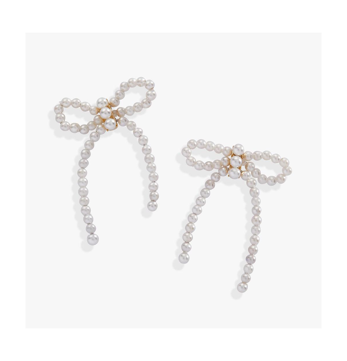 Pearl Bow Earring - White