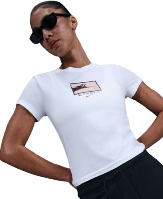 Sportswear Women's Chill Knit Graphic Cropped T-Shirt