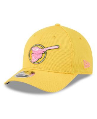 New Era - Men's Yellow San Diego Padres City Connect Batting Practice 9FORTY M-Crown Adjustable Hat