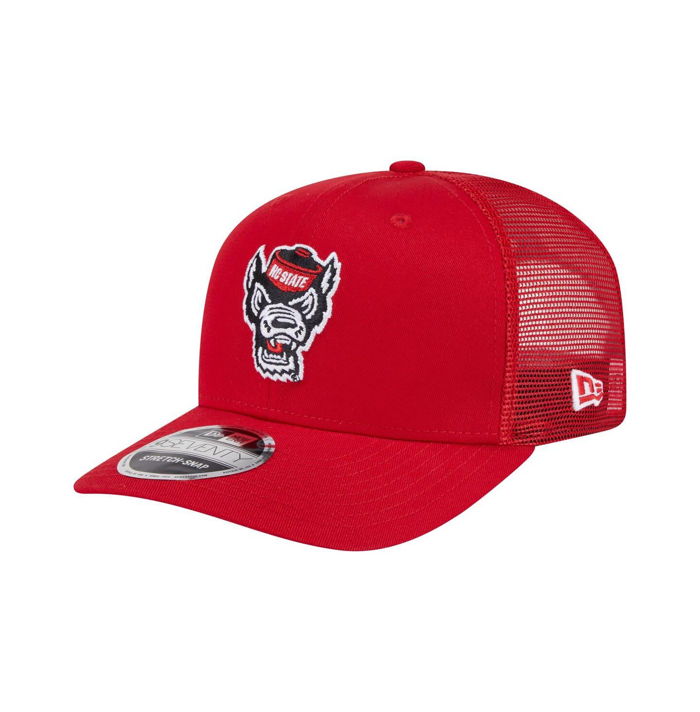 Мужская кепка New Era Red NC State Wolfpack Primary 9SEVENTY Trucker Stretch-Snap Hat — фото 1