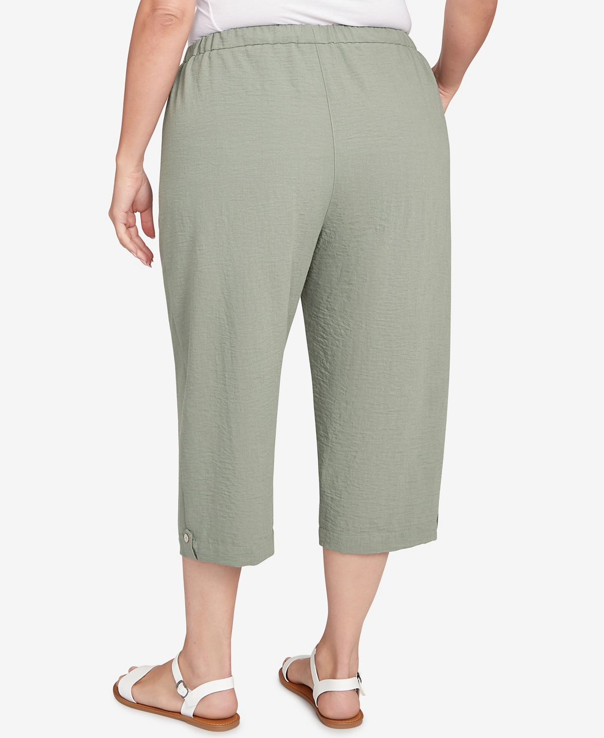 Alfred Dunner Plus Size Button Tab Patch Pocket Capri Pants