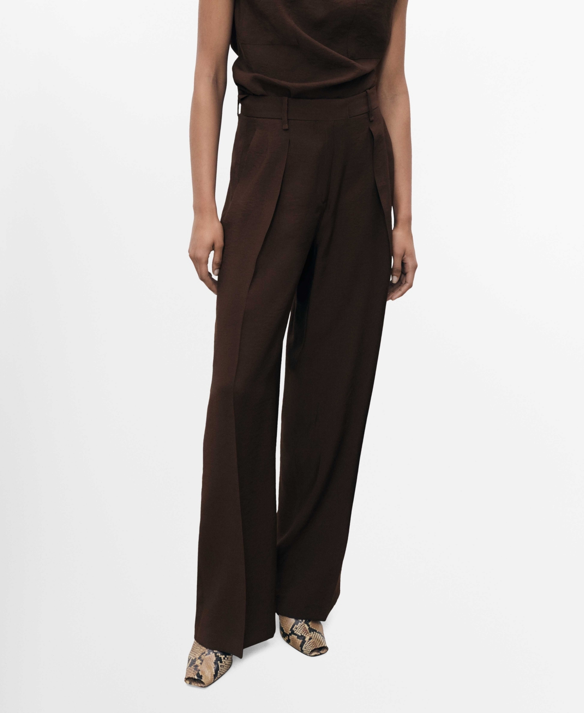 Women's Wide Leg Pleated Pants - Chocolate